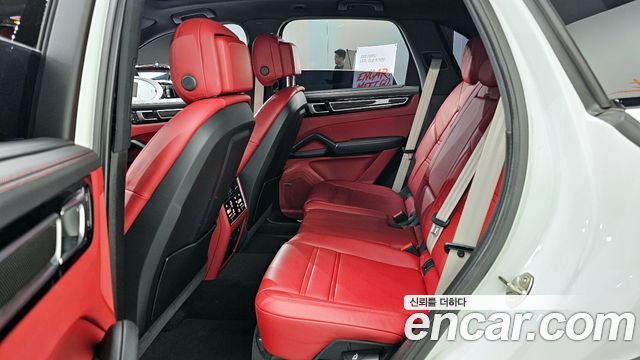 Porsche Cayenne (PO536) 3.0 E-HYBRID PLATINUM EDITION 2023 — фото 32
