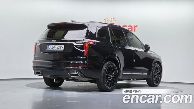 Cadillac XT6 3.6 Sport 2021 — фото 2