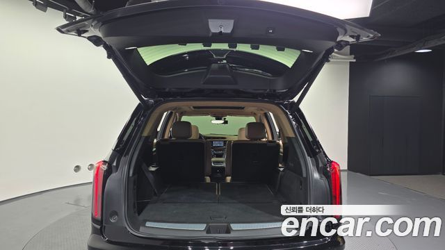 Cadillac XT6 3.6 Sport 2021 — фото 24