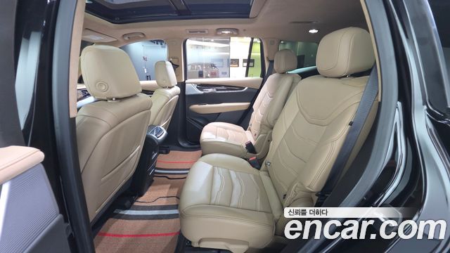 Cadillac XT6 3.6 Sport 2021 — фото 32