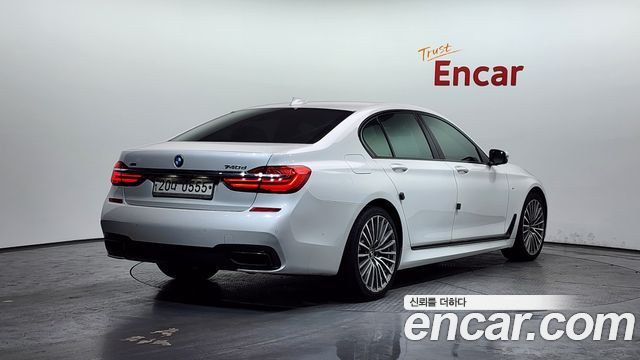 BMW 7 Series (G11) 740d xDrive M Sport 2016 — фото 2