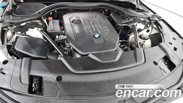 BMW 7 Series (G11) 740d xDrive M Sport 2016 — фото 6