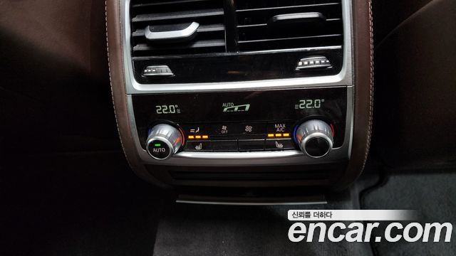 BMW 7 Series (G11) 740d xDrive M Sport 2016 — фото 18
