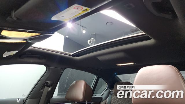 BMW 7 Series (G11) 740d xDrive M Sport 2016 — фото 19