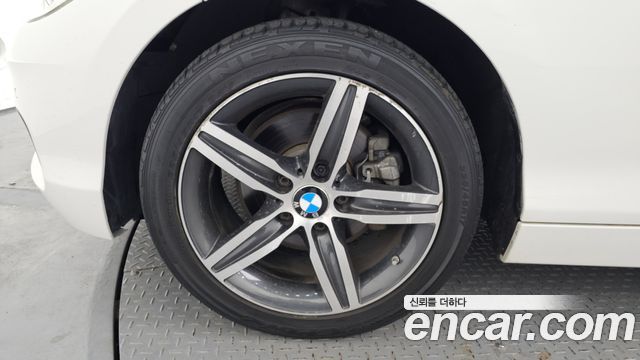 BMW 1 Series (F20) 118d Sport 5Door 2017 — фото 5