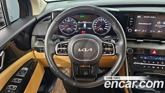 Kia Carnival (IV) Gasoline 9-Seater Noblesse 2023 — фото 17