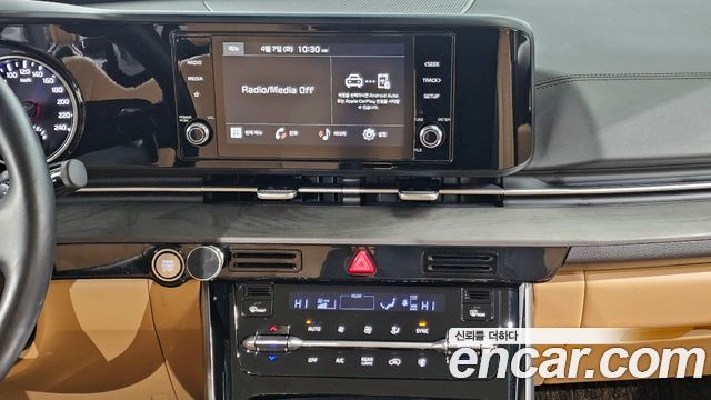 Kia Carnival (IV) Gasoline 9-Seater Noblesse 2023 — фото 24