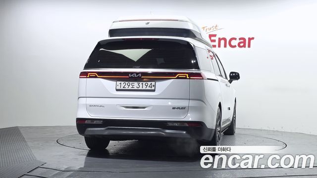 Kia Carnival (IV) Gasoline 9-seater Limousine(Special vehicle) 2022 — фото 4
