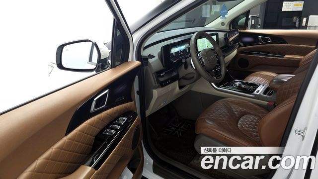 Kia Carnival (IV) Gasoline 9-seater Limousine(Special vehicle) 2022 — фото 10