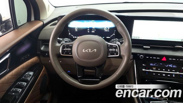 Kia Carnival (IV) Gasoline 9-seater Limousine(Special vehicle) 2022 — фото 13