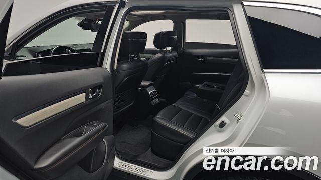 Renault Korea QM6 2.0 GDe PREMIERE 2WD 2021 — фото 11