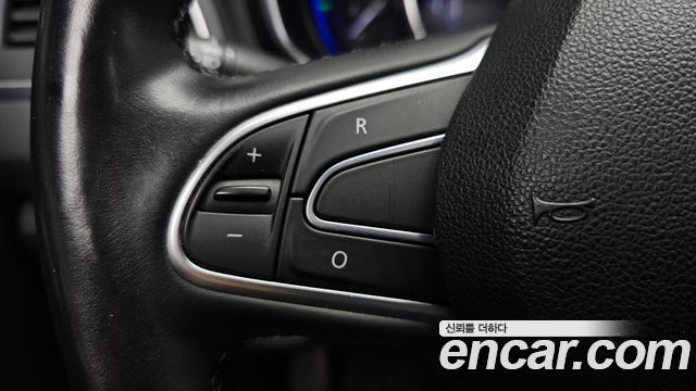 Renault Korea QM6 2.0 GDe PREMIERE 2WD 2021 — фото 29