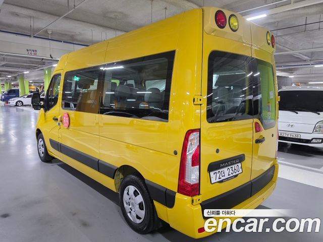 Renault Korea Master School Bus 20-Seater 2020 — фото 6