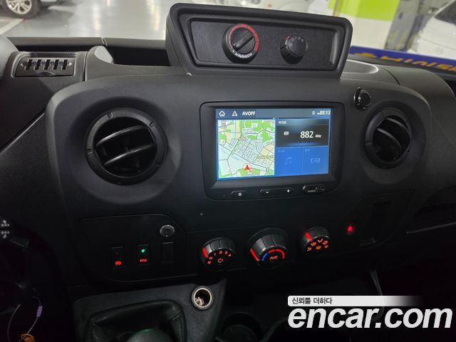 Renault Korea Master School Bus 20-Seater 2020 — фото 16
