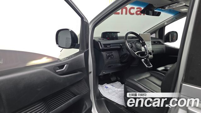 Hyundai Staria Cargo 5-Seater Modern 2022 — фото 10