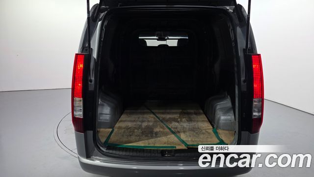 Hyundai Staria Cargo 5-Seater Modern 2022 — фото 20