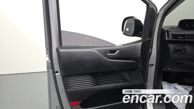 Hyundai Staria Cargo 5-Seater Modern 2022 — фото 24