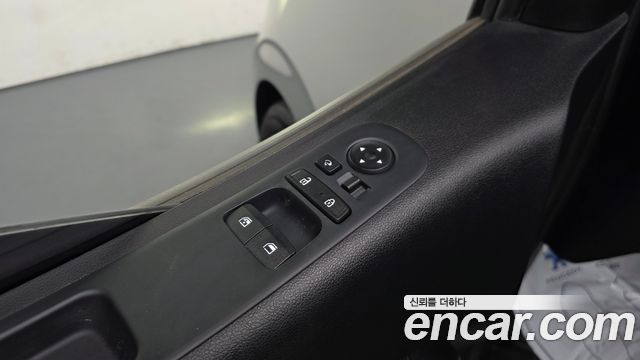 Hyundai Staria Cargo 5-Seater Modern 2022 — фото 28