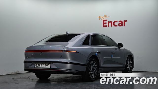 Hyundai Grandeur (GN7) 3.5 LPG 2WD (Taxi) Deluxe 2023 — фото 2