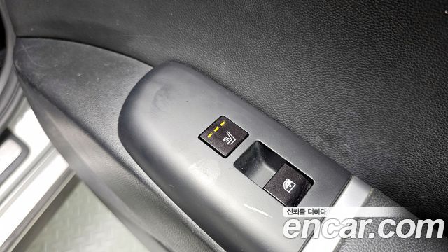 Hyundai Grandeur (GN7) 3.5 LPG 2WD (Taxi) Deluxe 2023 — фото 19