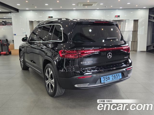Mercedes-Benz EQB (X243) EQB300 4MATIC Progressive 2026 — фото 7
