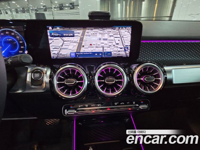 Mercedes-Benz EQB (X243) EQB300 4MATIC Progressive 2026 — фото 16