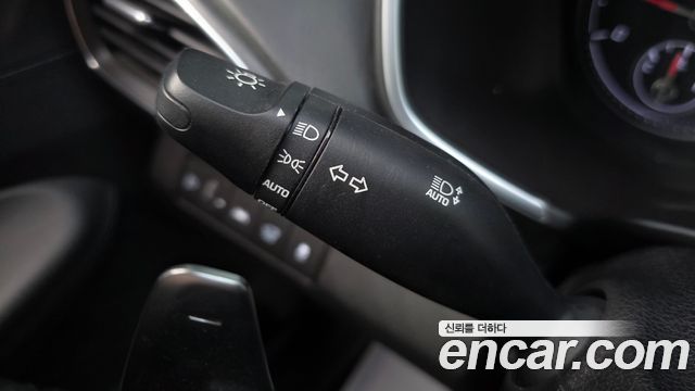 Hyundai Santa Fe Diesel 2.2 2WD Premium Choice 2021 — фото 28