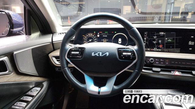 Kia K8 2.5 Gasoline 2WD Noblesse 2023 — фото 18