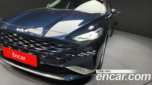 Kia K8 2.5 Gasoline 2WD Noblesse 2023 — фото 28