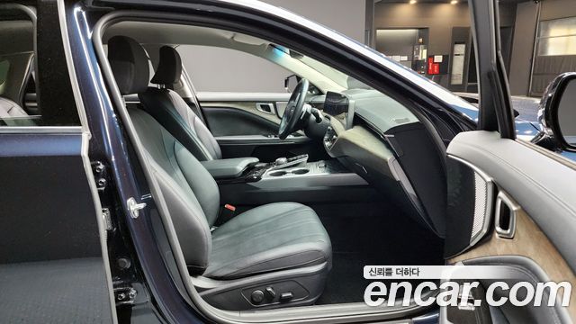 Kia K8 2.5 Gasoline 2WD Noblesse 2023 — фото 32
