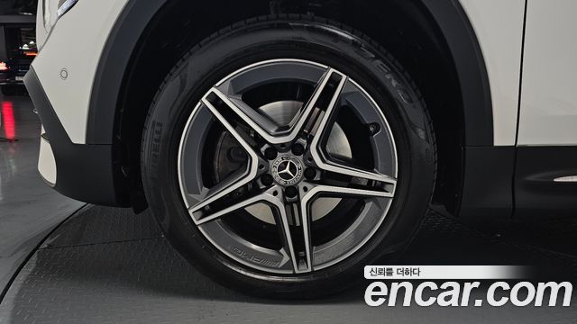 Mercedes-Benz GLB-Class (X247) GLB250 4MATIC 2023 — фото 5