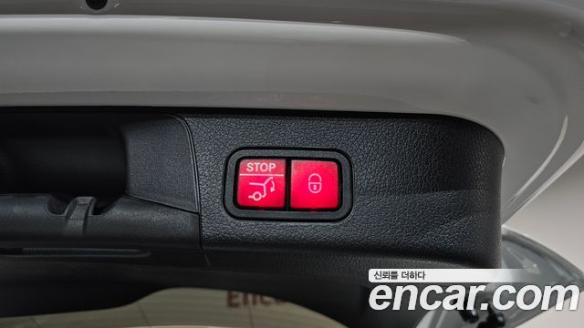 Mercedes-Benz GLB-Class (X247) GLB250 4MATIC 2023 — фото 29