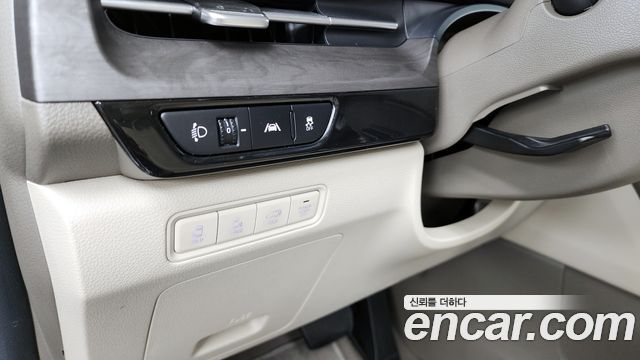 Kia Carnival (IV) Gasoline 9-Seater Noblesse 2023 — фото 16