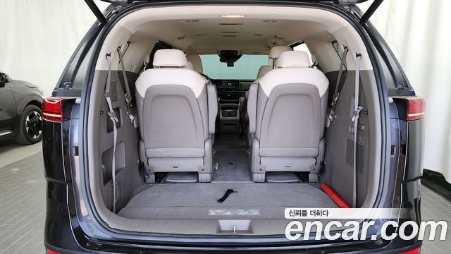 Kia Carnival (IV) Gasoline 9-Seater Noblesse 2023 — фото 20