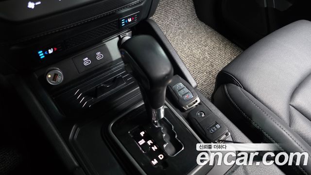 KG Mobility (SsangYong) Rexton Sports Khan Diesel 2.2 4WD Culman Prestige 2024 — фото 9