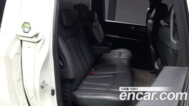 KG Mobility (SsangYong) Rexton Sports Khan Diesel 2.2 4WD Culman Prestige 2024 — фото 11