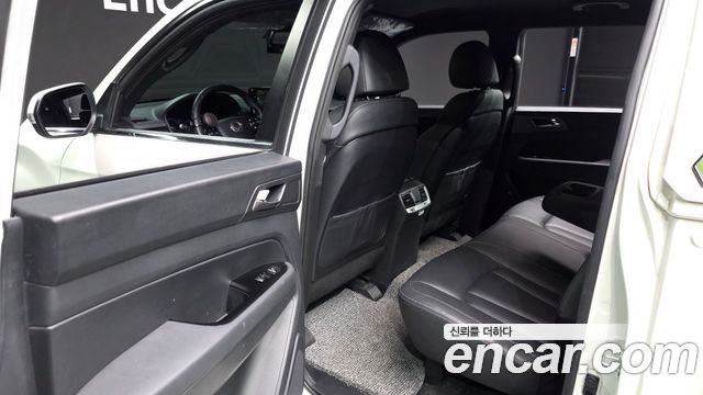 KG Mobility (SsangYong) Rexton Sports Khan Diesel 2.2 4WD Culman Prestige 2024 — фото 12