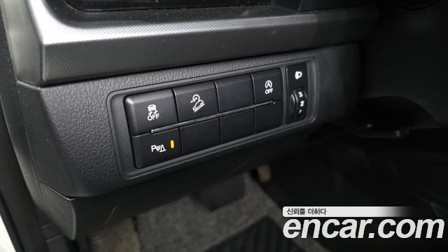 KG Mobility (SsangYong) Rexton Sports Khan Diesel 2.2 4WD Culman Prestige 2024 — фото 28