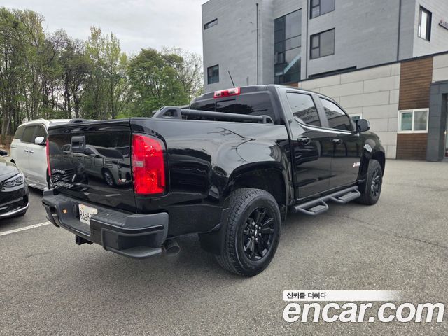 Chevrolet Real New Colorado 3.6 Z71-X Midnight 4WD 2022 — фото 4