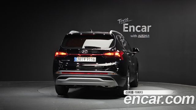 Hyundai Santa Fe Diesel 2.2 2WD Prestige 2021 — фото 4