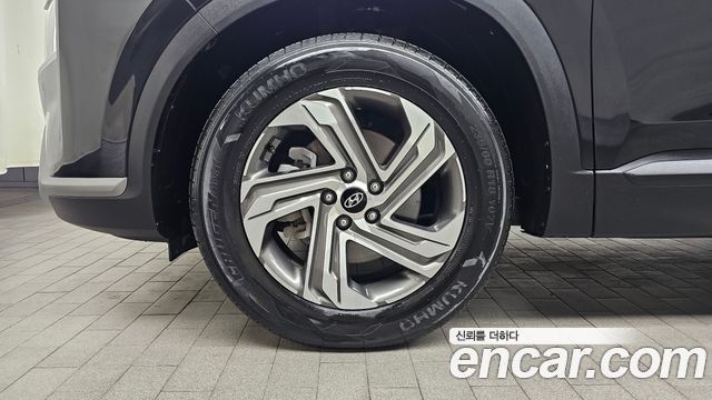 Hyundai Santa Fe Diesel 2.2 2WD Prestige 2021 — фото 5