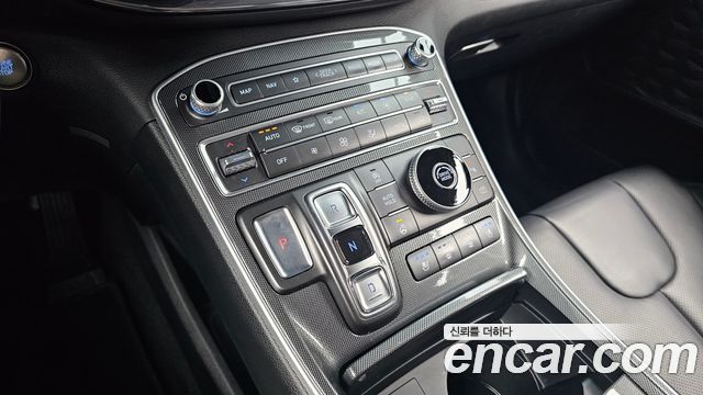 Hyundai Santa Fe Diesel 2.2 2WD Prestige 2021 — фото 9