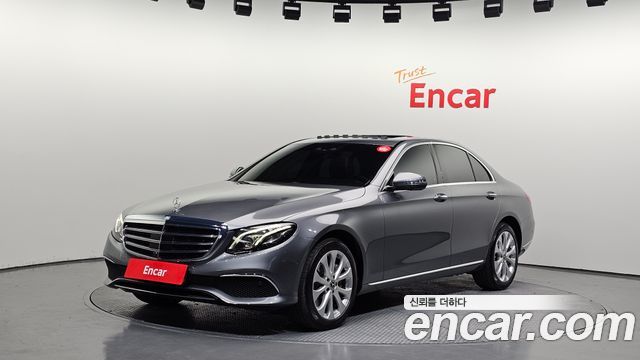 Mercedes-Benz E-Class (W213) E300 4MATIC Exclusive 2020 — фото 1