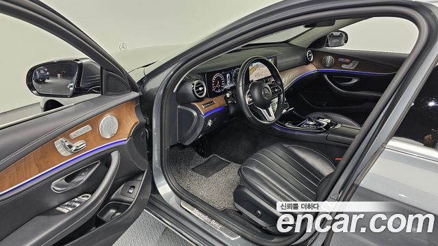 Mercedes-Benz E-Class (W213) E300 4MATIC Exclusive 2020 — фото 10