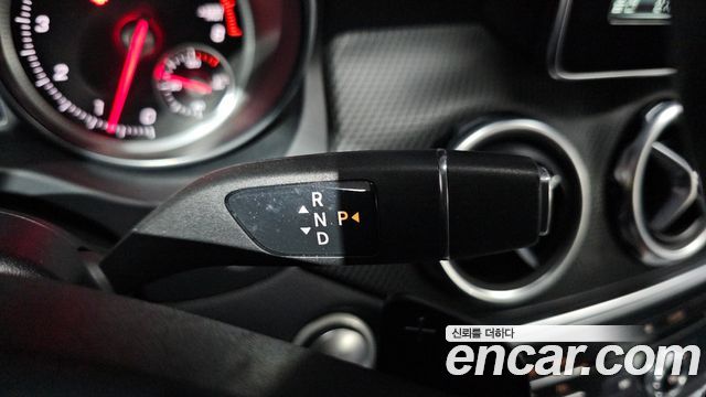 Mercedes-Benz GLA-Class (X156) GLA220 2019 — фото 9