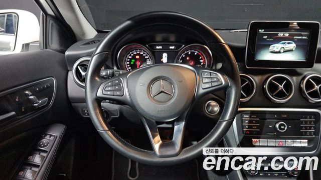 Mercedes-Benz GLA-Class (X156) GLA220 2019 — фото 12
