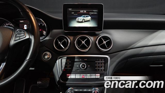 Mercedes-Benz GLA-Class (X156) GLA220 2019 — фото 13