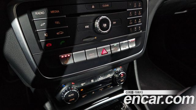 Mercedes-Benz GLA-Class (X156) GLA220 2019 — фото 17