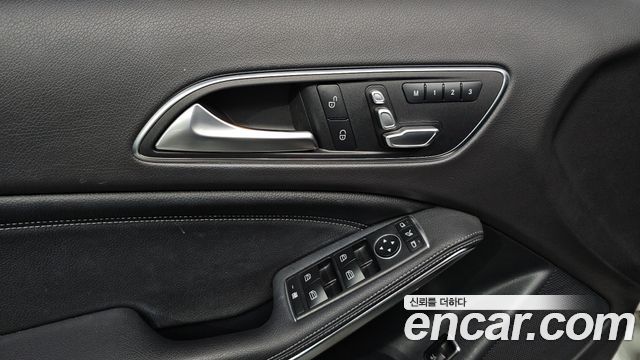Mercedes-Benz GLA-Class (X156) GLA220 2019 — фото 19