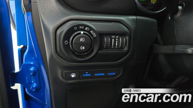 Jeep Wrangler (JL) 2.0 Overland Power Top 4Door 4xe 2022 — фото 16